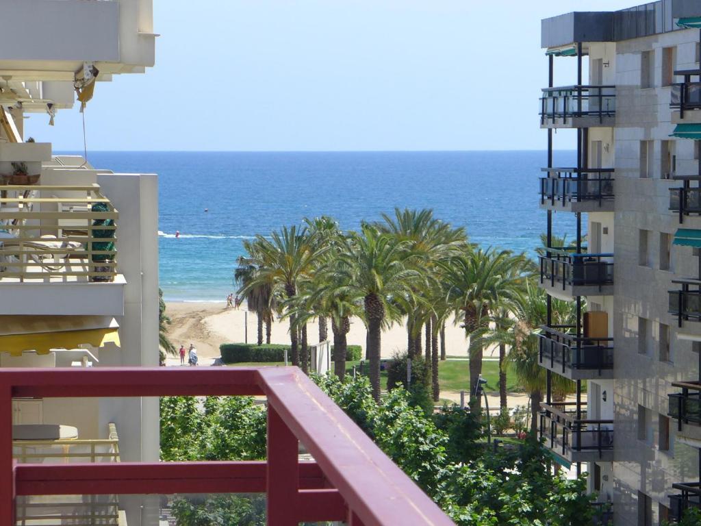 Rentalmar Atlantida Apartamentos Салоу Екстер'єр фото